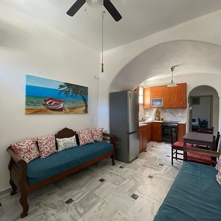 Vila Era Tefra Éxo Goniá Exteriér fotografie